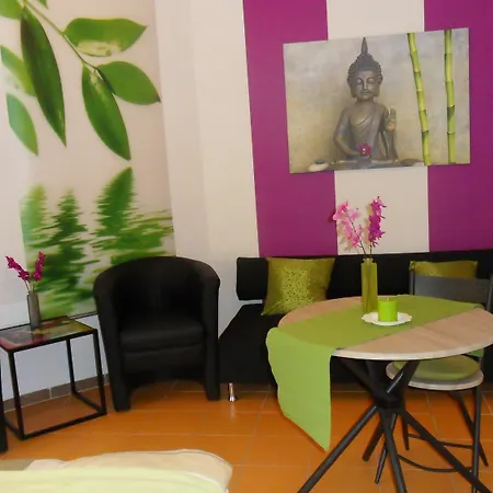 4u Apartment *