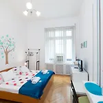 4u * Budapest